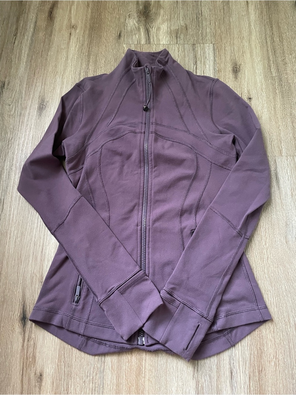 Lululemon define jacket size 4